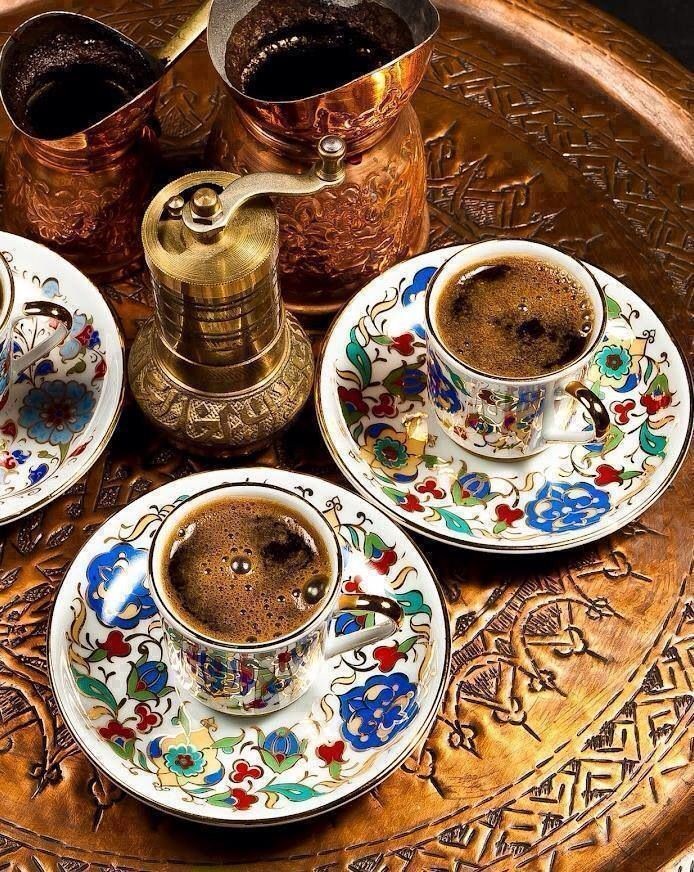 Bosanska kafa u dzezvi i fildzanima