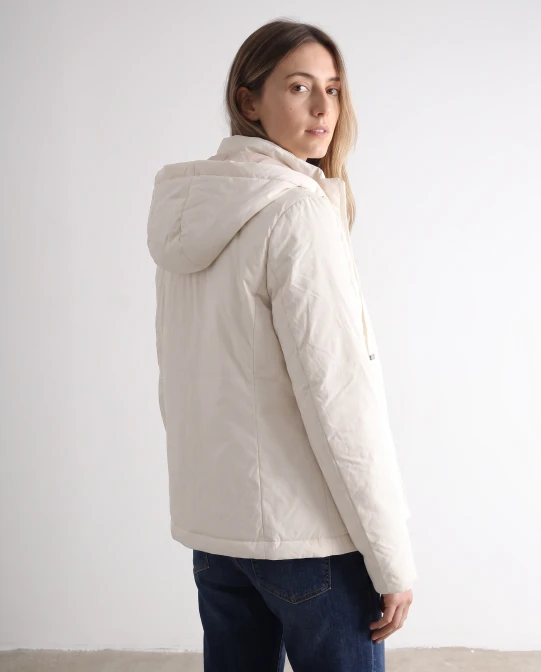 ON MODEL - ANUR (NE DIRATI)_G04 TOP_2026-09-10_00-16-59