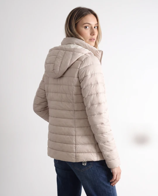 ON MODEL - ANUR (NE DIRATI)_G04 TOP_2026-09-10_00-35-13